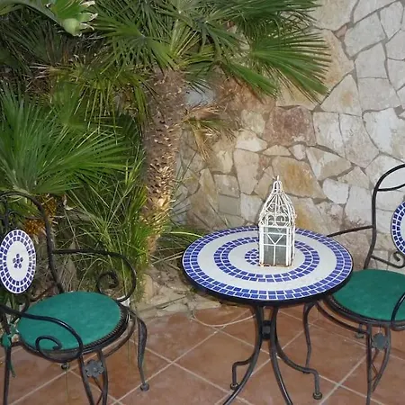 Pino With Exclusive Private Pool Only 50m From The