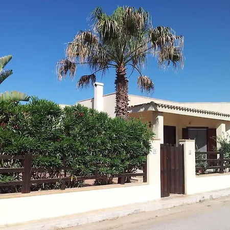 Pino With Exclusive Private Pool Only 50m From The Villa