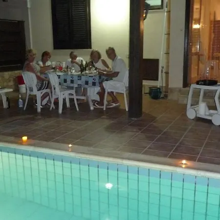 Pino With Exclusive Private Pool Only 50m From The Villa Campobello di Mazara