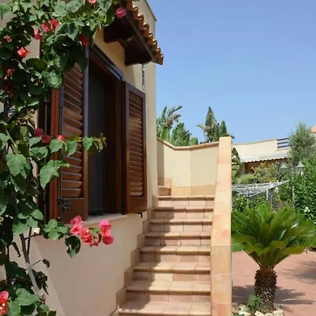 Villa Pino With Exclusive Private Pool Only 50m From The