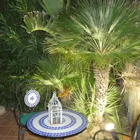 Pino With Exclusive Private Pool Only 50m From The Villa