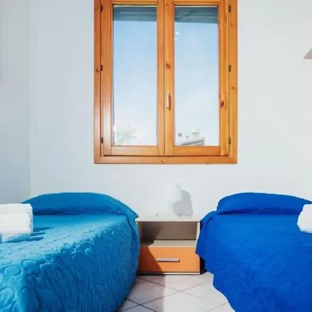 Pino With Exclusive Private Pool Only 50m From The